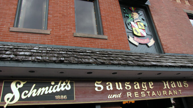Schmidt's Sausage Haus Und Restaurant