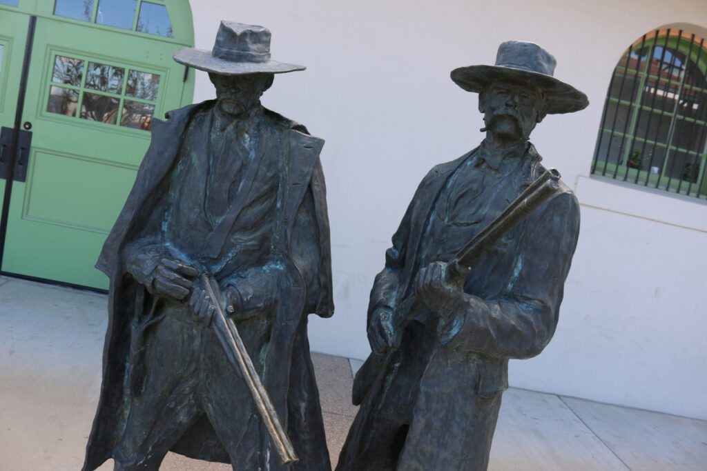 Statue of Wyatt Earp and Doc Holiday