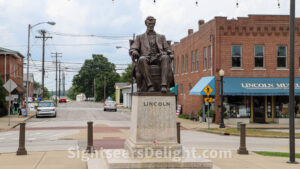 Abraham Lincoln Statue (Hodgenville)