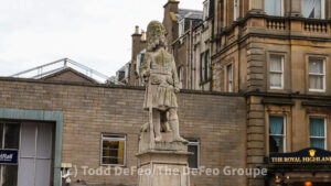 Monument to 79th Queen’s Own Cameron Highlanders